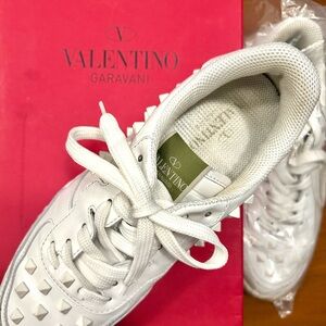 Valentino Rockstud White Leather Sneakers